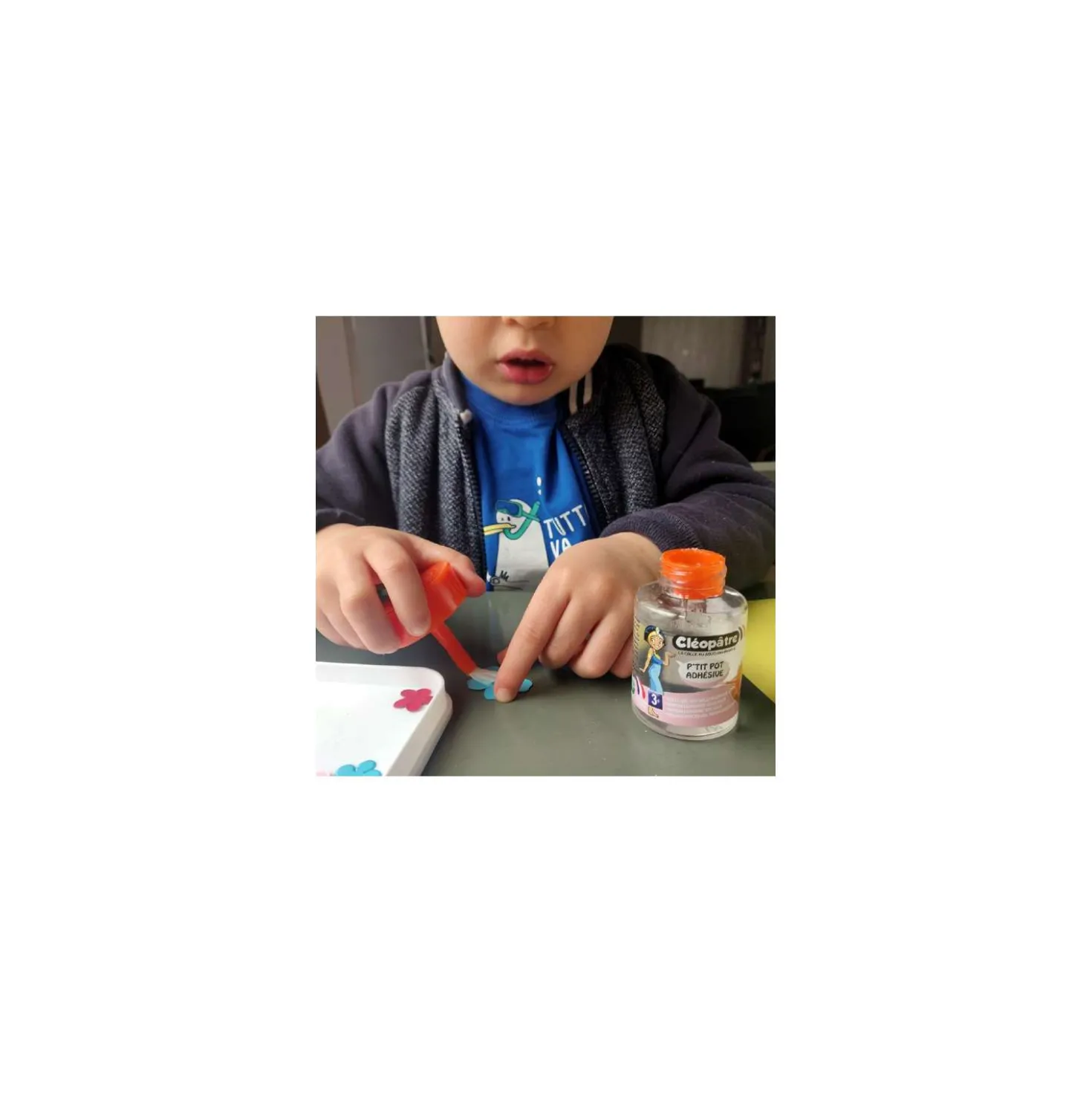 Cléopâtre Adhésive hypoallergener Kleber, Schulpackung