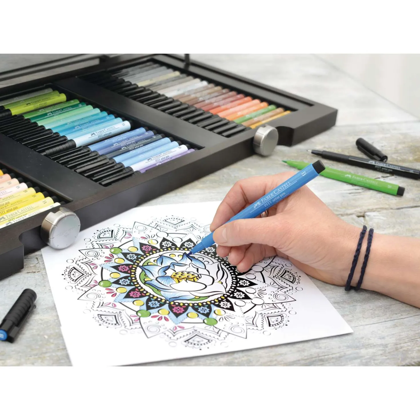 FABER-CASTELL PITT Artist Pen - 90er-Set im Holzkoffer