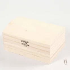 Holztruhe