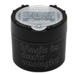 KUM® Big Snap „Black is Dark Enough“ Doppelspitzer mit Behälter