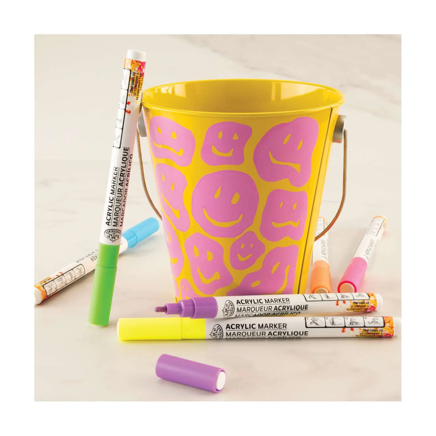 Royal & Langnickel® ACRYLIC MARKER – 6er Set