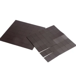 Selbstklebende Magnetplättchen