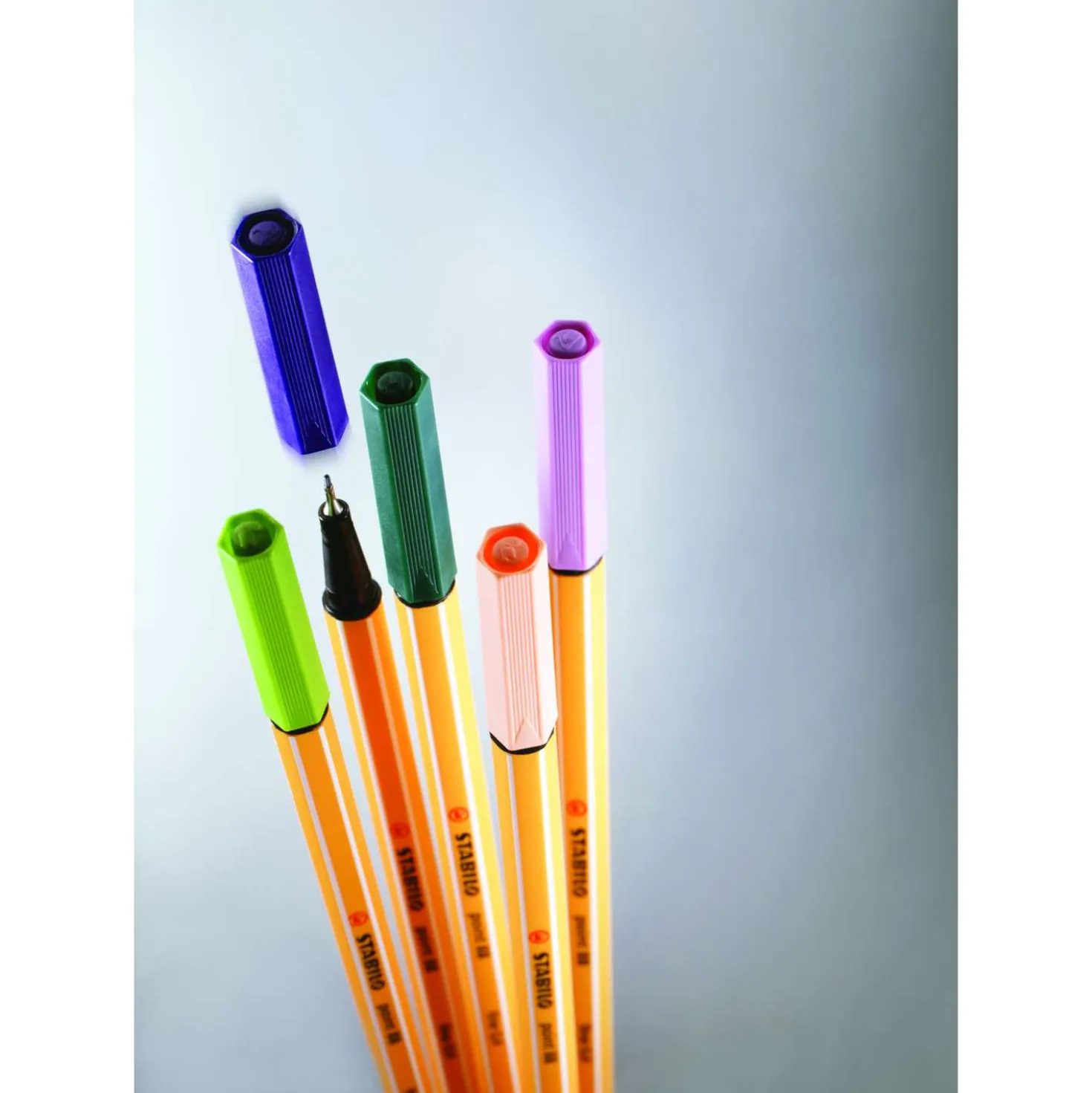STABILO® point® 88 Color Parade, Kunststoffbox mit 20 Finelinern