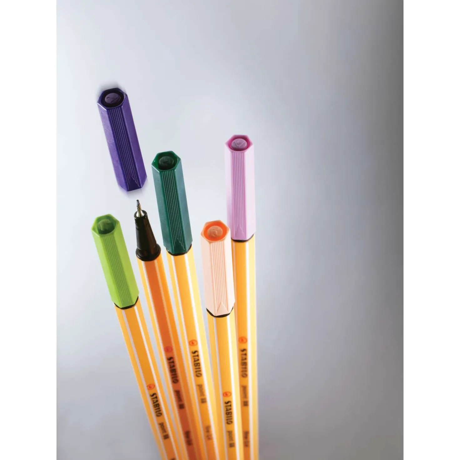 STABILO® point® 88 Zebrui, Kunststoffbox mit 20 Finelinern