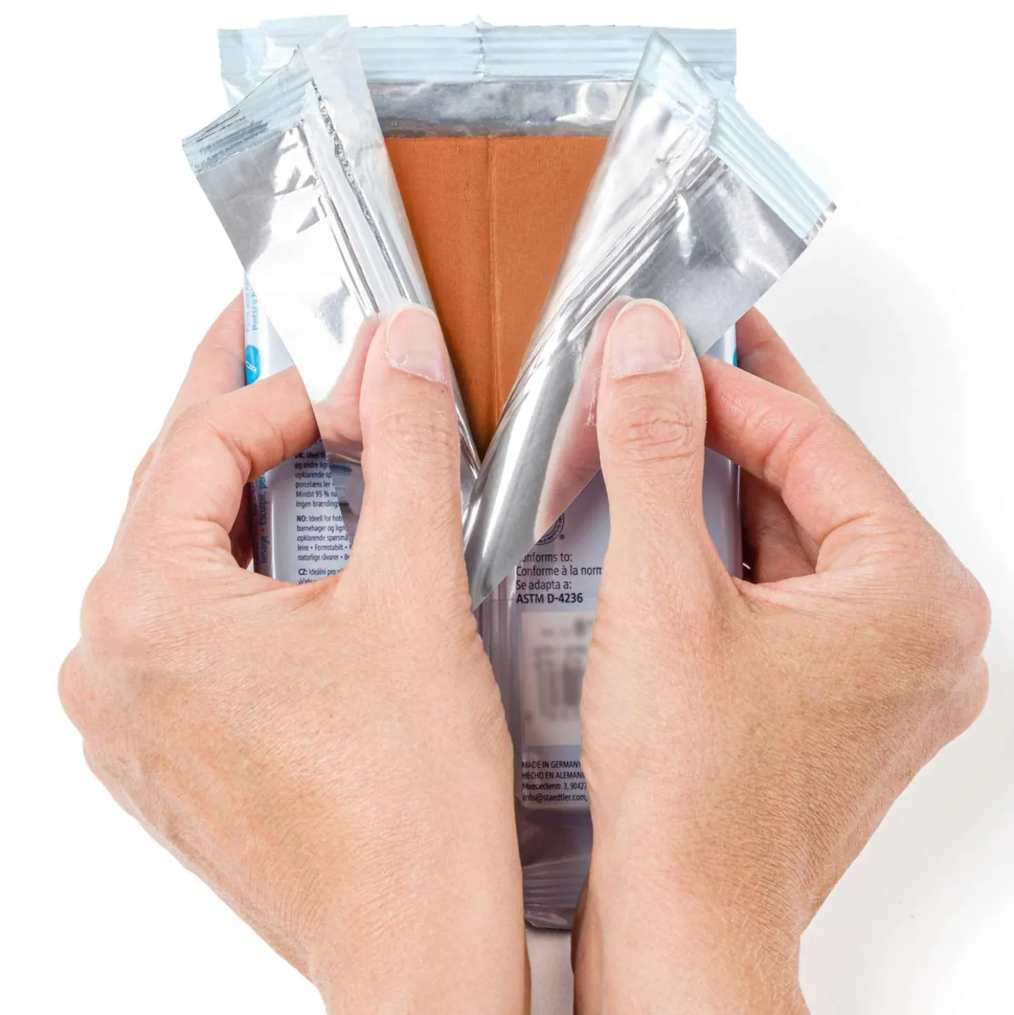STAEDTLER® FIMO® air wood-effect