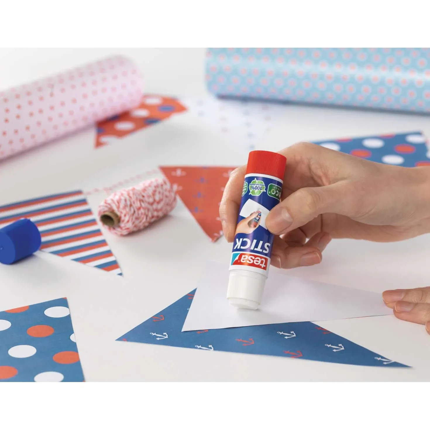 tesa® Stick ecoLogo® Klebestift, rund