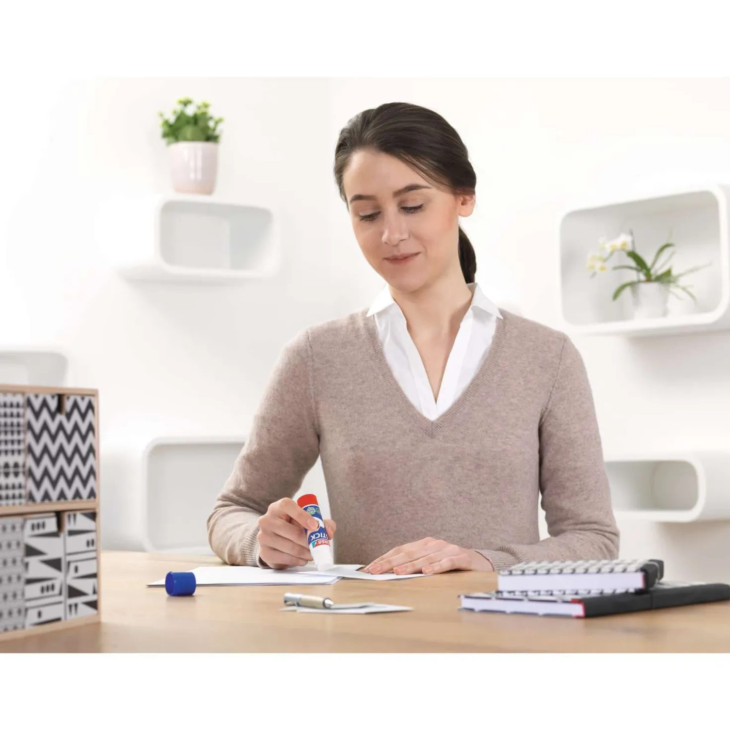 tesa® Stick ecoLogo® Klebestift, rund