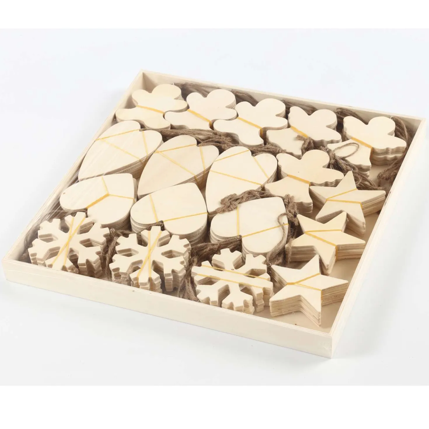 Weihnachtsaufhänger aus Holz