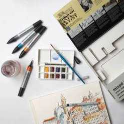 WINSOR & NEWTON™ Mixed Media Urban Sketching Set