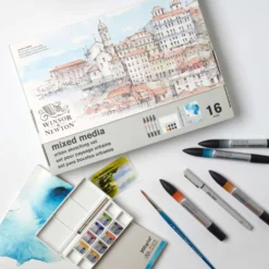 WINSOR & NEWTON™ Mixed Media Urban Sketching Set